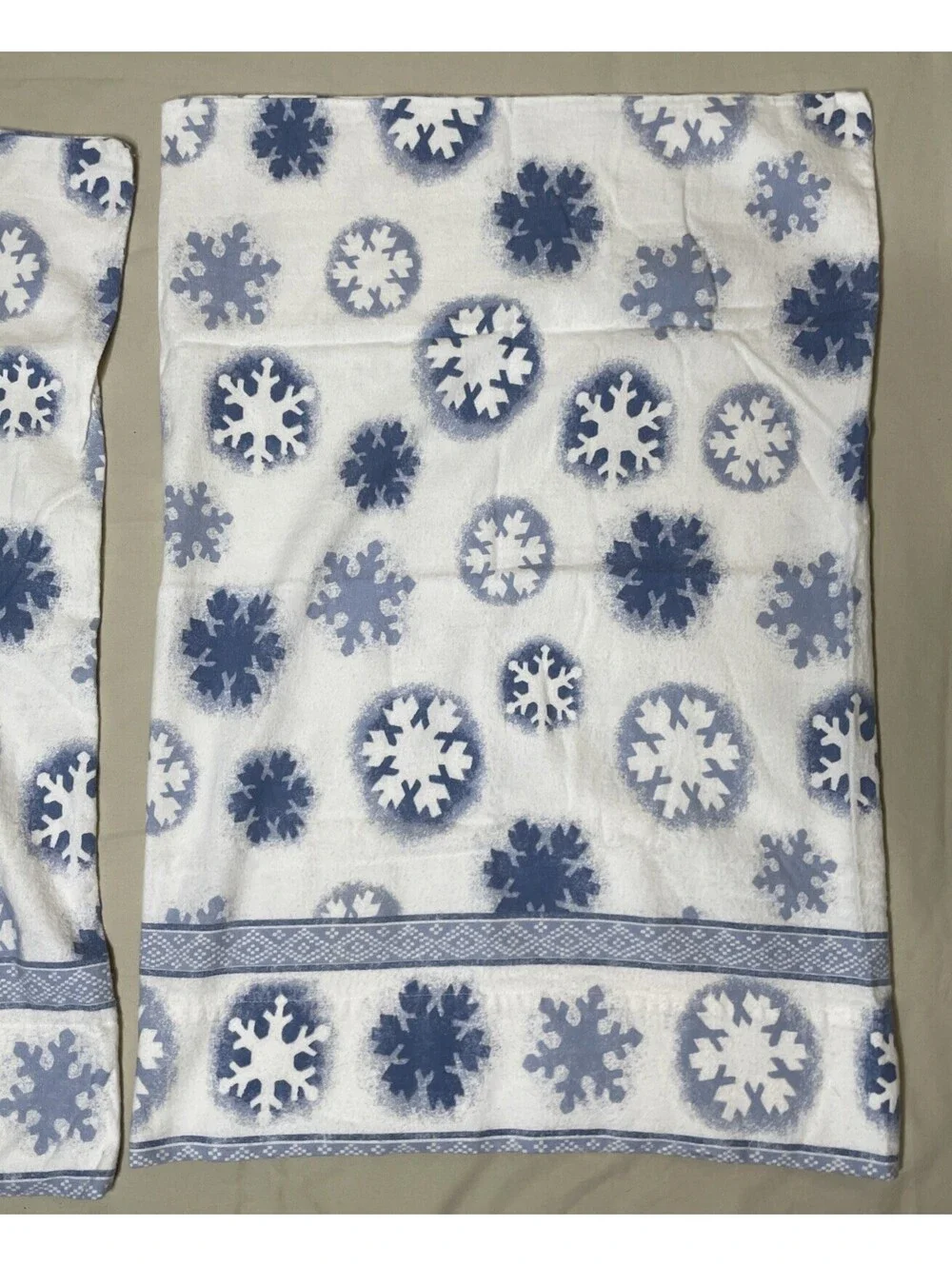 West Point Stevens Snowflake Flannel Pillowcases Standard Vintage USA Made
